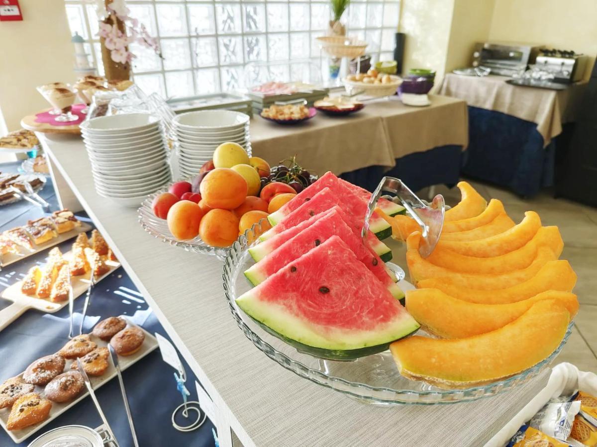 גביצ'ה מארה Blu Star Hotel מראה חיצוני תמונה