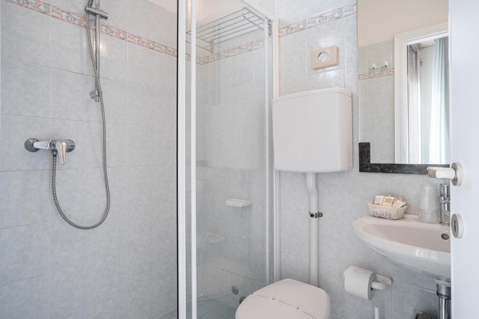 גביצ'ה מארה Blu Star Hotel מראה חיצוני תמונה