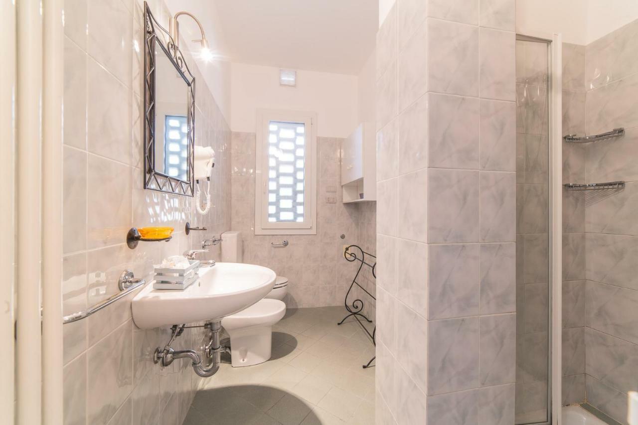 גביצ'ה מארה Blu Star Hotel מראה חיצוני תמונה